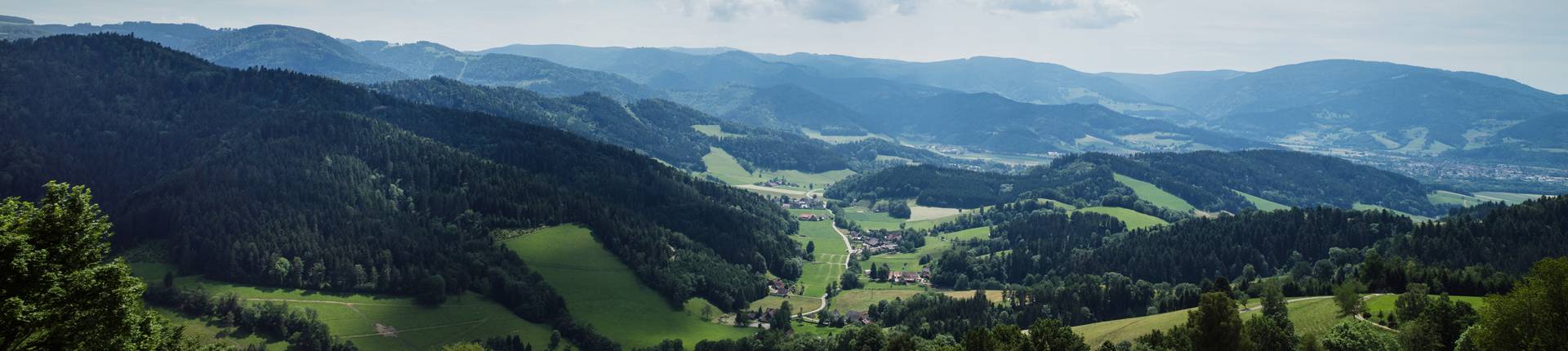 Haus Maria Lindenberg mit Blick in das Tal