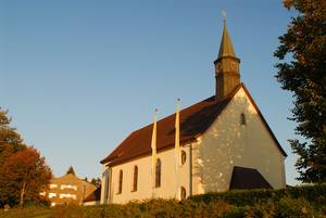 Quelle: Erzbischöfliches Seelsorgeamt Freiburg - Bildungshäuser und Familienferienstätten Wallfahrtskirche vom Haus Maria Lindenberg